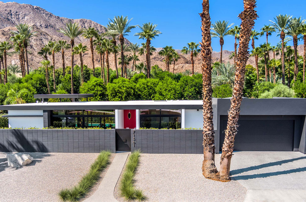 _1-FRONT-OF-HOUSE-USE-THIS-ON-FRONT-PAGE-LIKE-THE-OTHER-HOUSES-copy